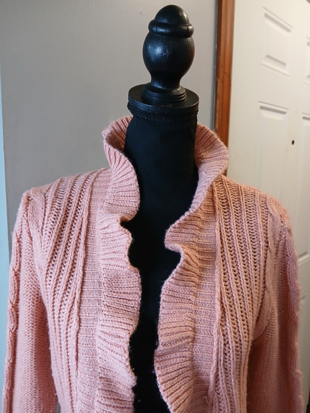 Elle Dusty Pink Ruffle-Front Cable Knit Cardigan - Picture 3 of 8
